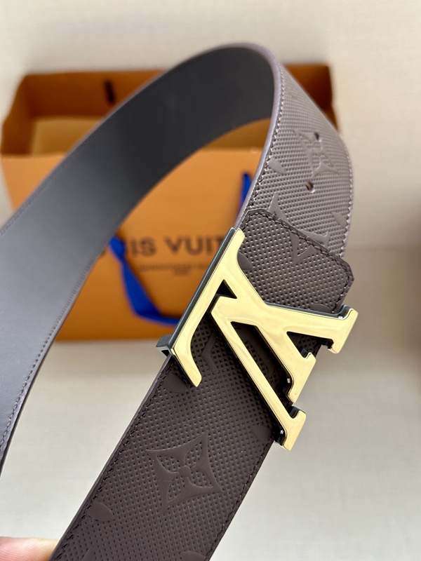 激安ルイヴィトンベルト背面デザイン